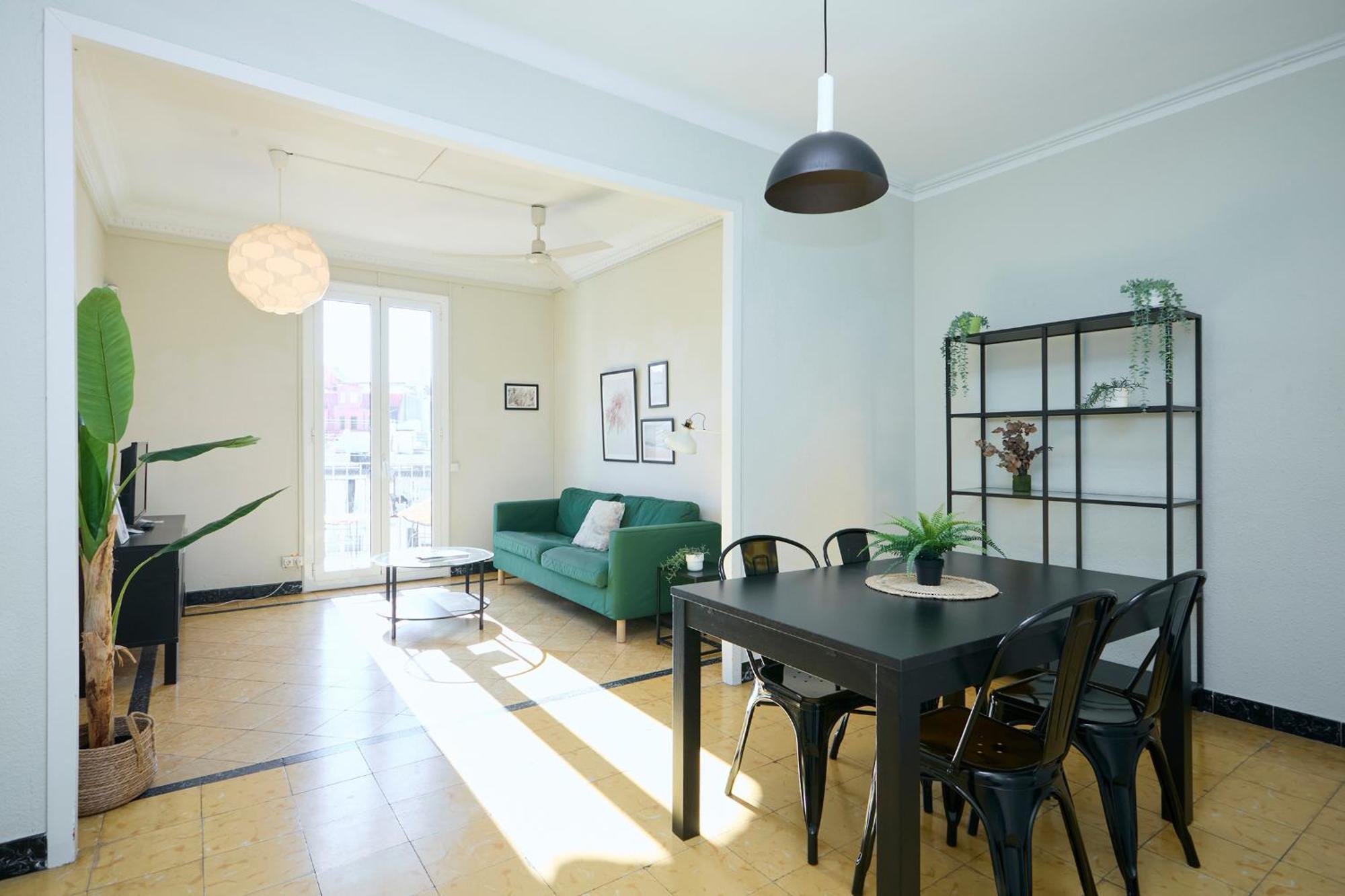 63Par1016- Sunny Apartment In Paralel Barcelona Exterior photo